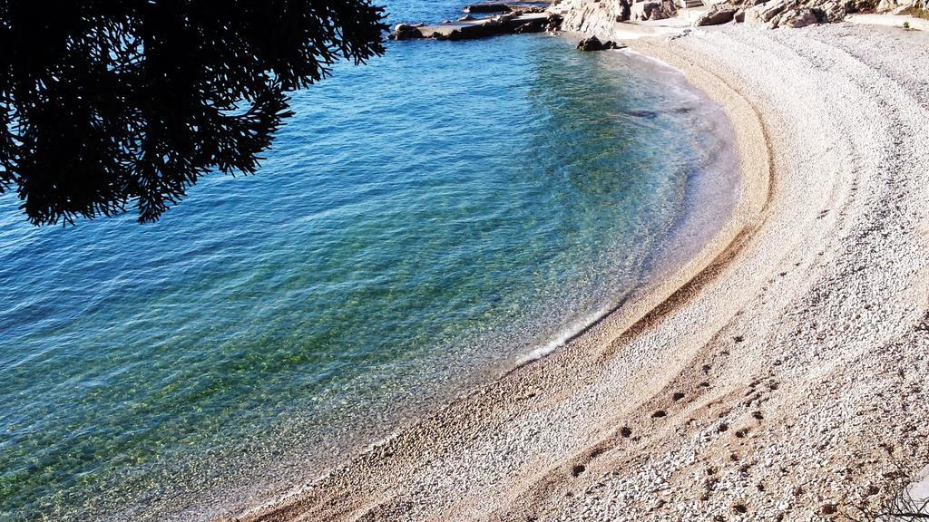 Apartments Adriatic Selce Bagian luar foto