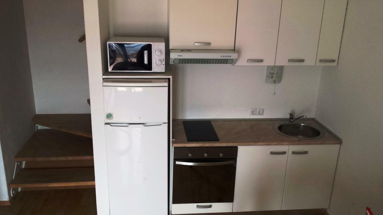 Apartments Adriatic Selce Bagian luar foto